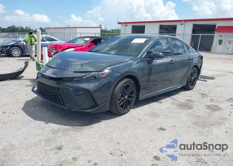 2025 Toyota Camry Se z USA, uszkodzony, nr VIN 4T1DAACK6SU549680